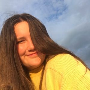 Meet your Posher, Macie